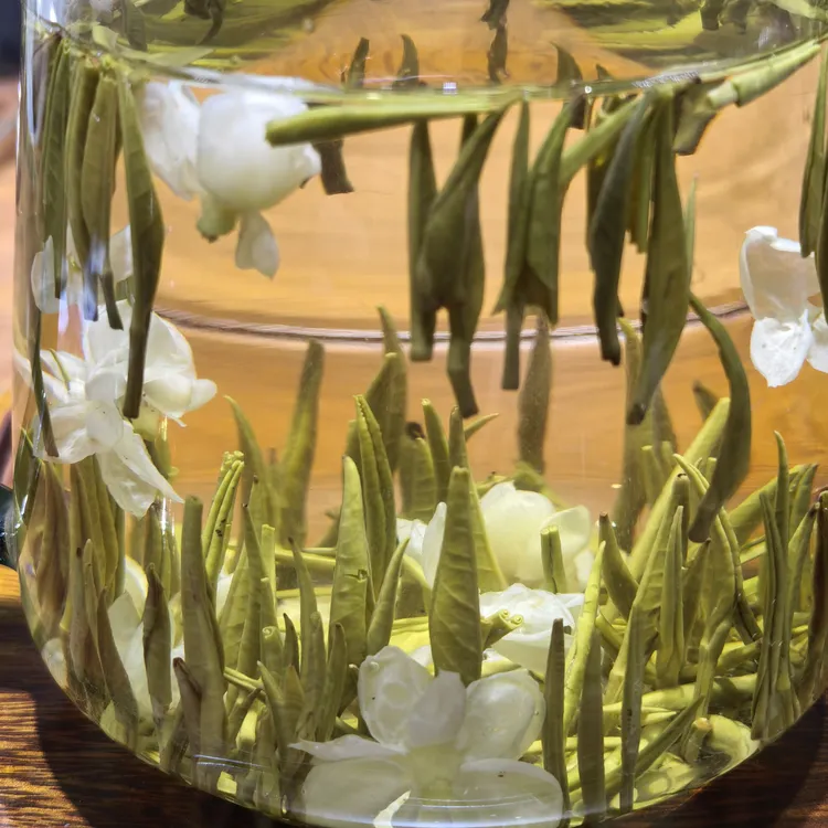 莲芯级茉莉飘雪10窨一炒川派茉莉花茶香足耐泡滋味
