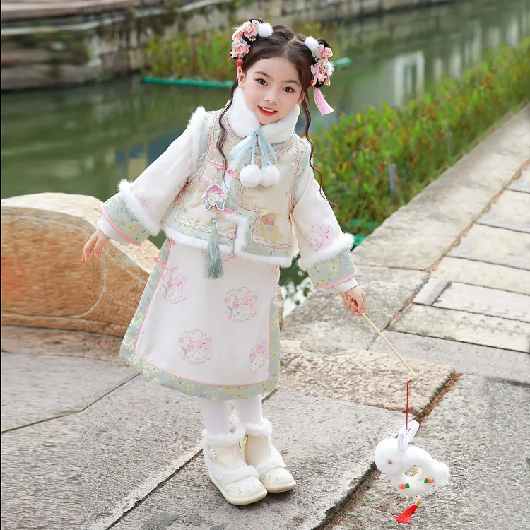 女童格格服2025新款冬季加厚唐装中国风古装汉服拜年服过年旗袍装