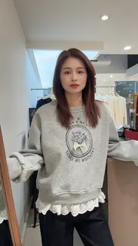 萱萱楚【花边卫衣】内里加婴儿绒拼接花边卫衣上衣5512308 121003
