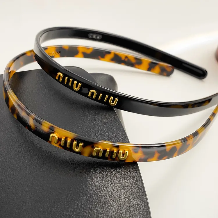 网红M字母新款发箍合金徽标醋酸高颅顶压发头箍简约气质时尚发饰