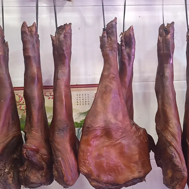 正宗农家柴火烟熏腊猪脚前腿猪蹄土家传统腊味