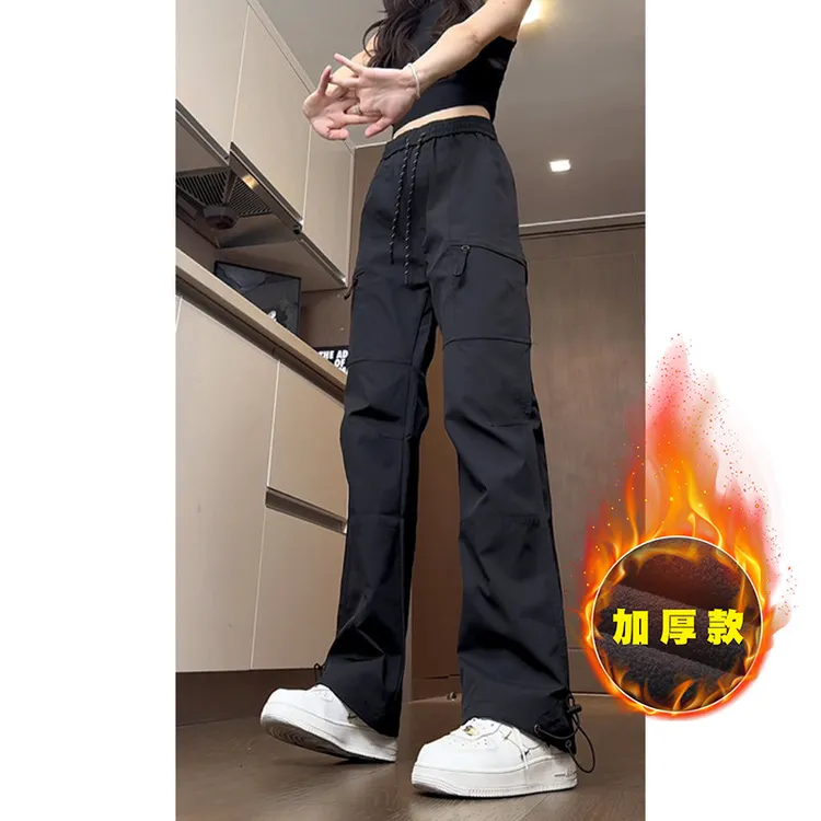 胖MM工装裤女2024新款宽松直筒显瘦高腰登山休闲冲锋裤大码青年女