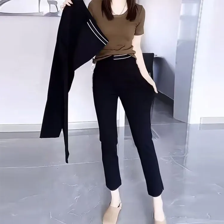 2025新款高腰春秋季口袋烟管裤休闲裤修身微喇西装显瘦九分裤黑色