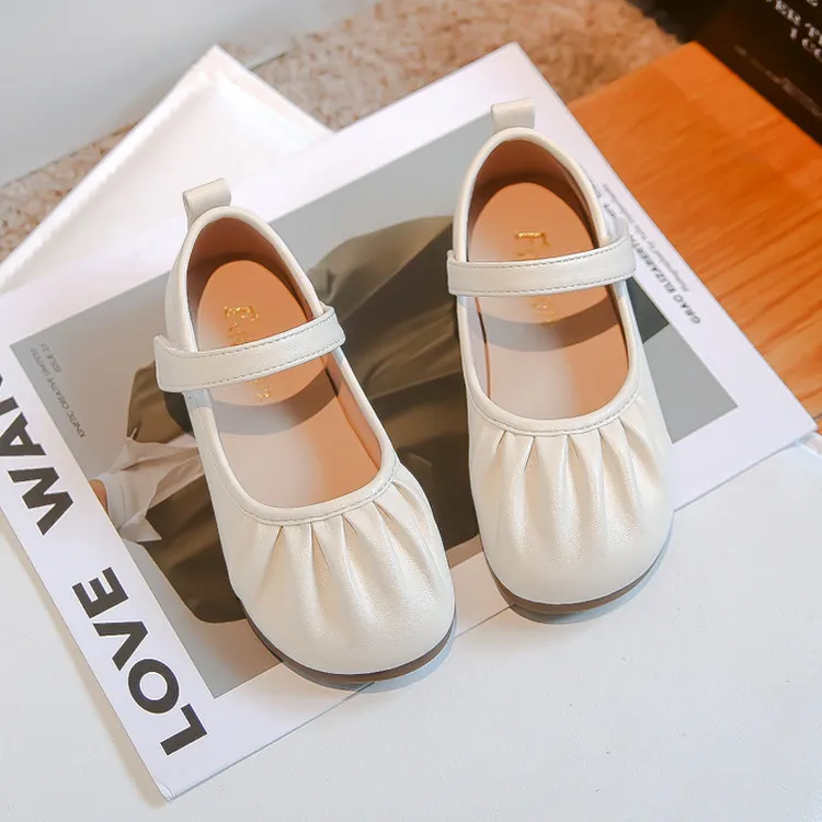 女童皮鞋2025新款儿童白色公主鞋子软底女孩单鞋配裙