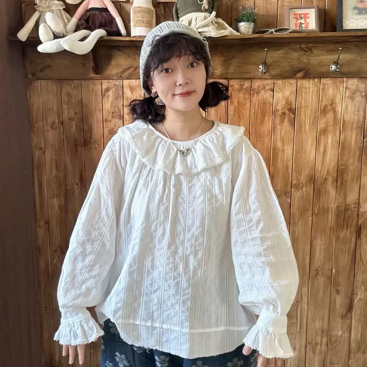 花花推荐三色荷叶领花苞袖长袖小衫