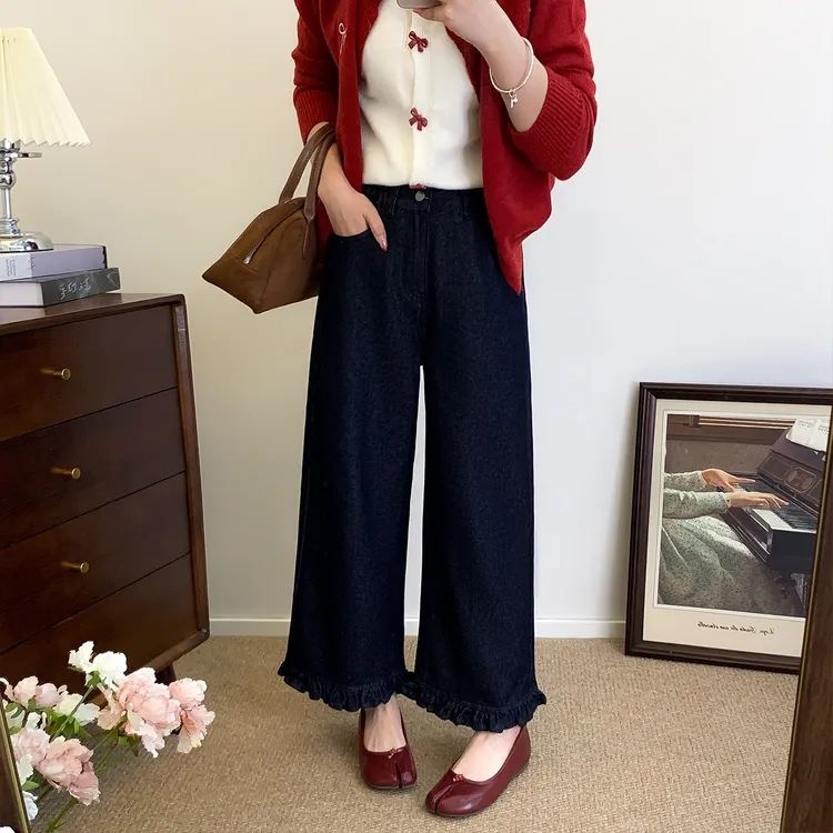 直筒牛仔裤女大码秋季新款大码胖妹妹mm宽松显瘦梨形身材阔腿裤子