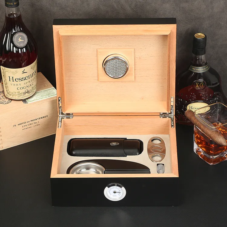 雪茄盒便携式雪松木雪茄保湿盒大容量高档烟盒雪茄专用收纳盒木盒