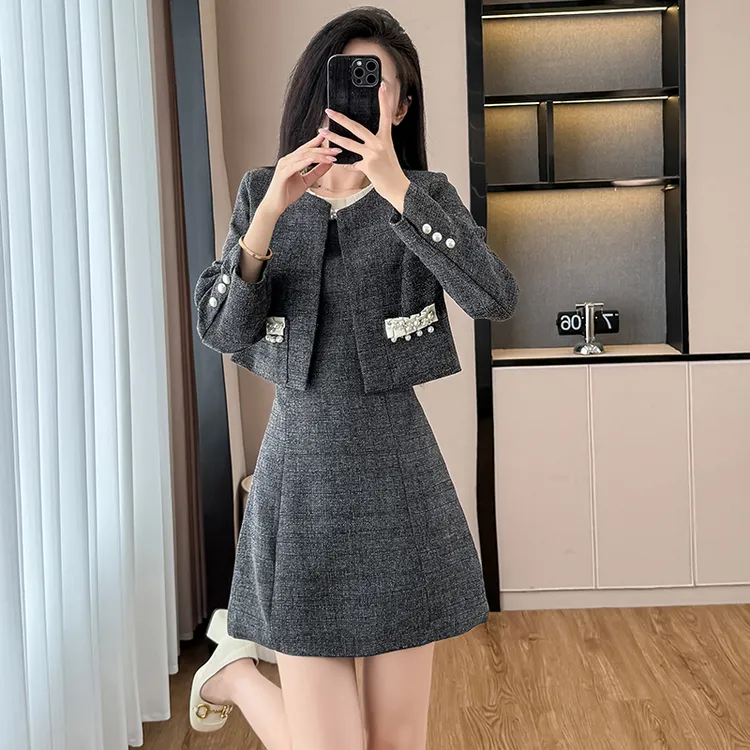 富家千金小香风套装2025秋新款气质显瘦西装外套背心连衣裙两件套