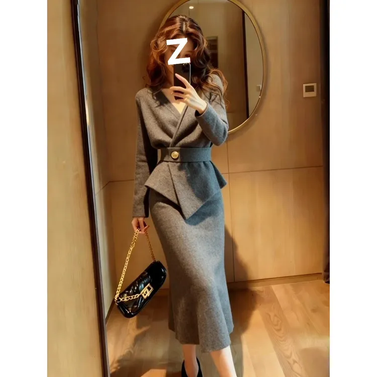 巨好看冬装漂亮冷艳御姐轻熟绝美贵气穿搭一整套流行超火套装