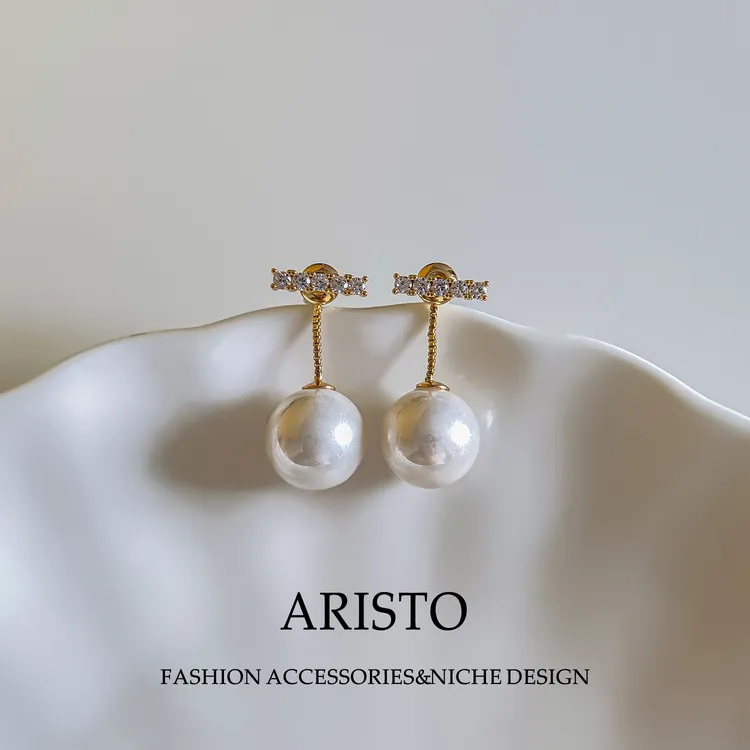 铜合金耳饰 温柔珍珠前后戴吊坠耳钉小众设计高级感耳坠长款耳饰