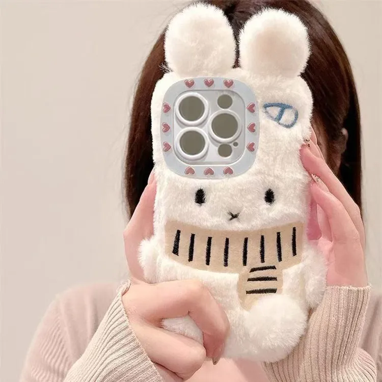 秋冬围巾米菲兔兔适用iphone17promax苹果16毛绒手机壳15毛茸茸14