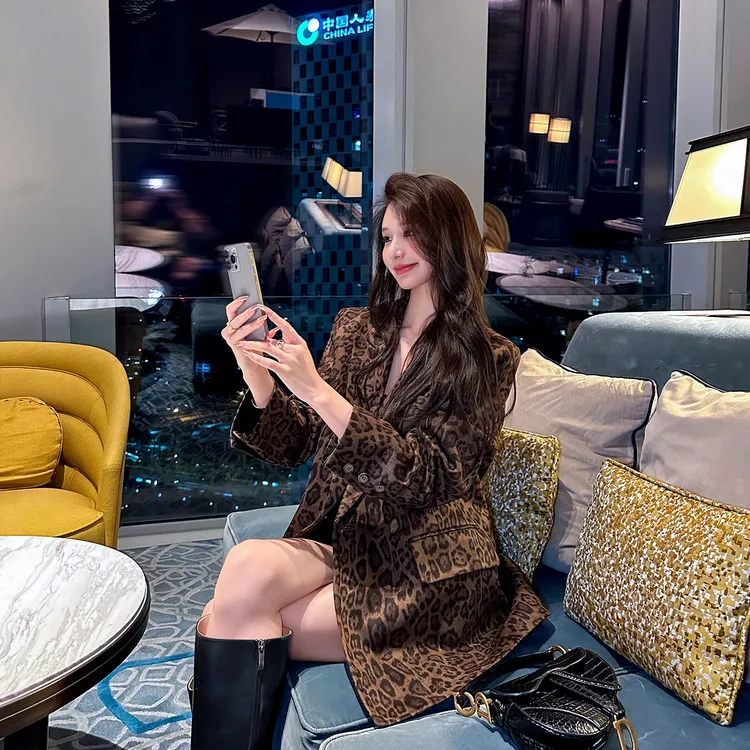 麂皮绒复古豹纹西装外套女2025春秋新款韩版宽松休闲百搭西服上衣