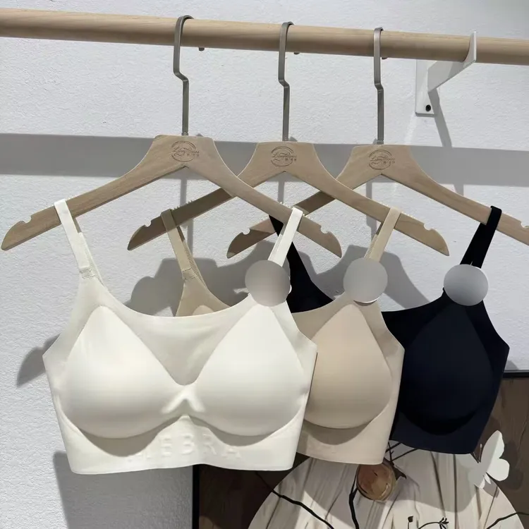 丰硕家2025年无痕粉底液美背固定杯文胸背心