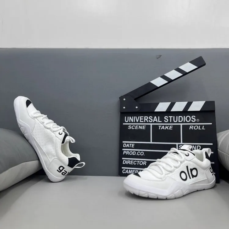 【香港QXWB&Shoes官方正品】2025夏季时尚潮流百搭男鞋皮面透气厚底