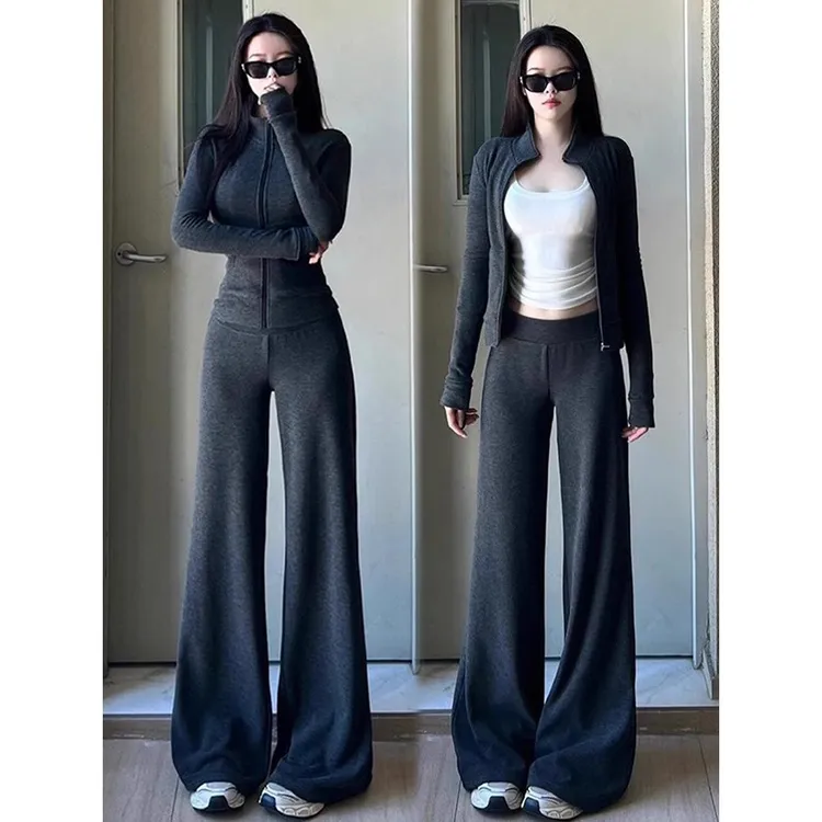 2025超火小香风高级感轻奢独特漂亮ootd又a又飒早秋穿搭运动一整