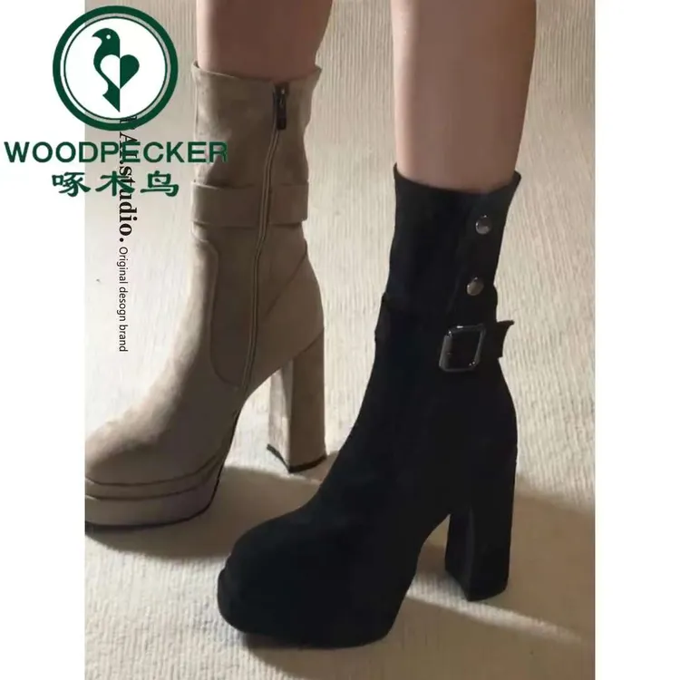 啄木鸟小个子厚底粗跟短靴女2025新款秋复古绒面超高跟弹力瘦瘦靴