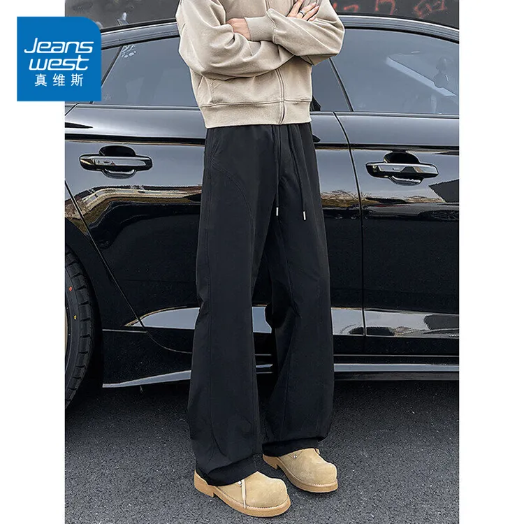 真维斯美式斜切微喇冲锋裤男2025春秋新款纯色宽松运动休闲弯刀裤