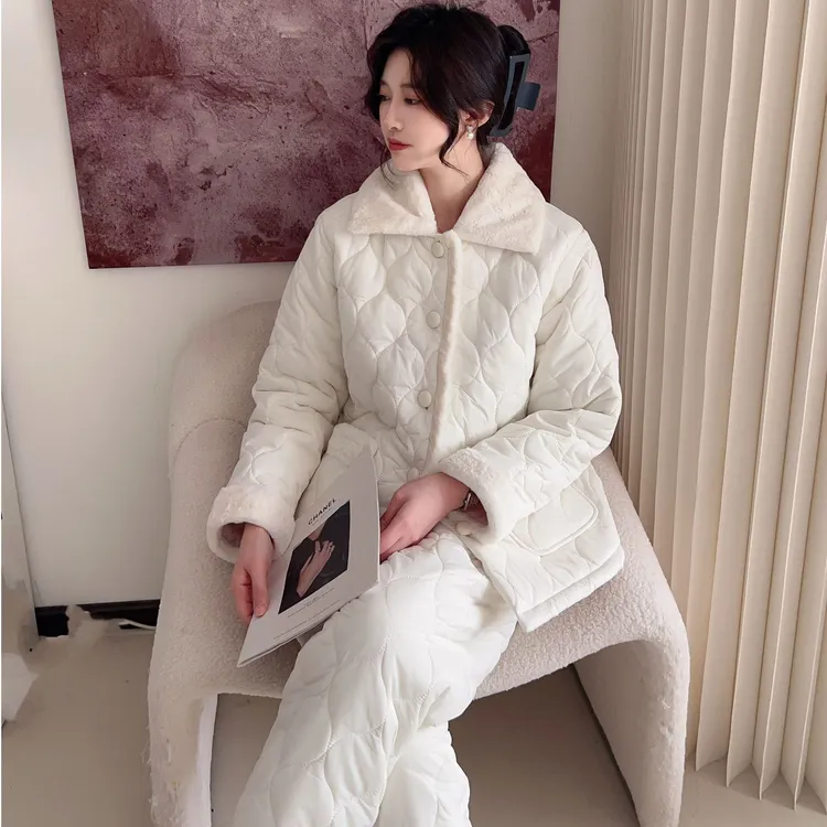 百家亲奢华简约三层夹棉加绒加厚保暖可外穿秋冬长袖女家居服套装