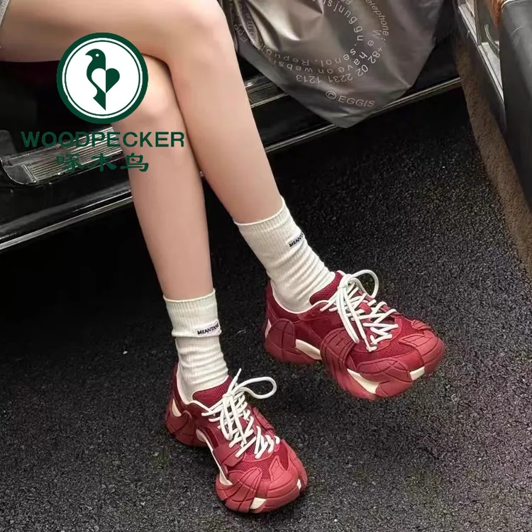 啄木鸟欧洲站2025新款休闲透气运动鞋女小众时尚百搭增高老爹鞋潮