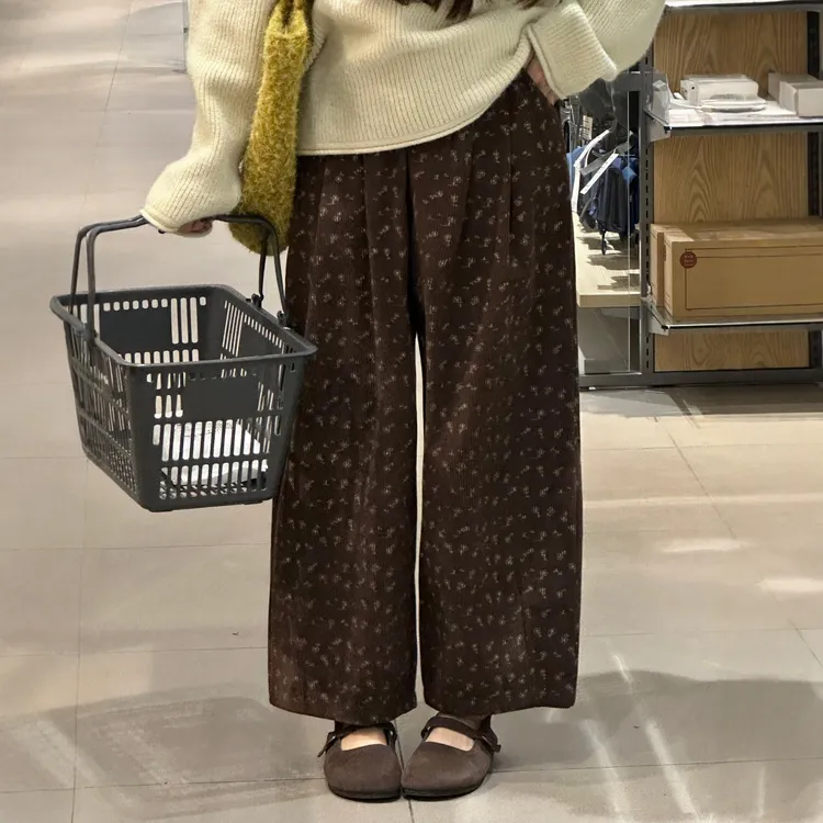 冬季大码棕色碎花加绒直筒阔腿休闲裤女梨型身材宽松高腰显瘦裤子