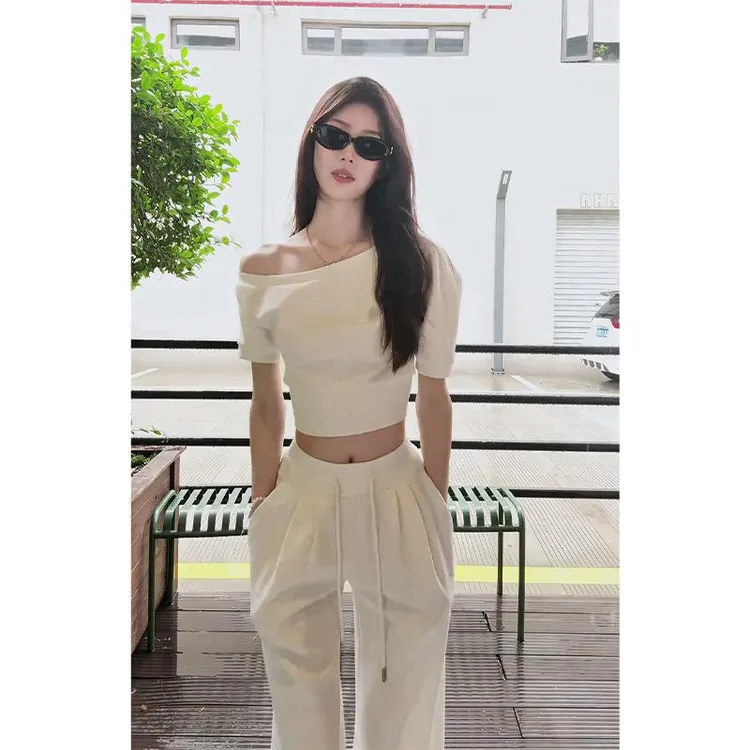 parkyeon夏季新款法式设计感斜肩露腰短袖上衣高腰显瘦直筒裤套装