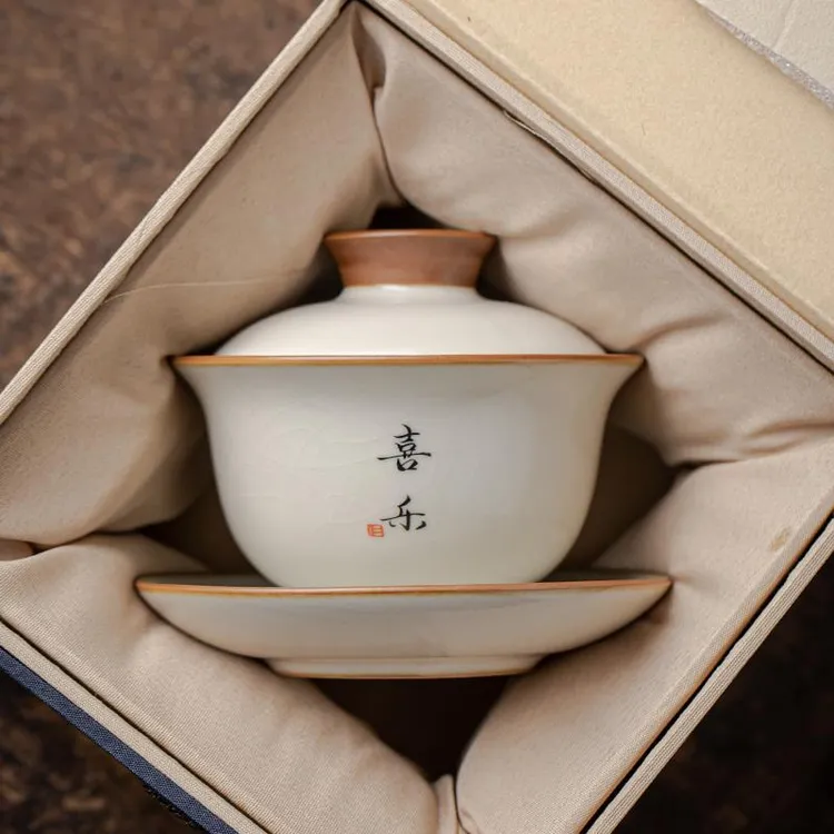 汝窑米黄三才盖碗可悬停陶瓷单个不烫手高档茶杯碗泡茶具手写定制