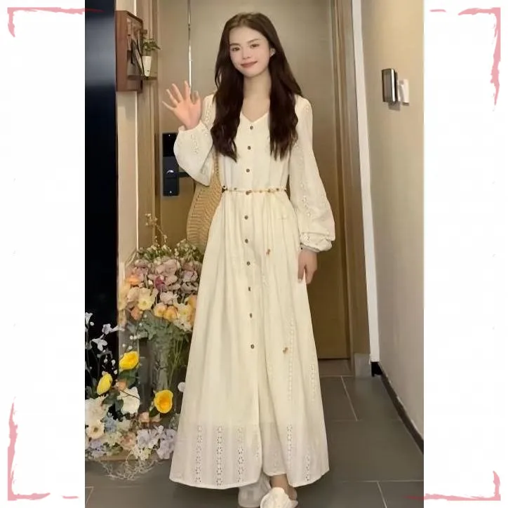 慵懒风镂空刺绣连衣裙女2025春秋新款气质设计感遮肉显瘦长款长裙