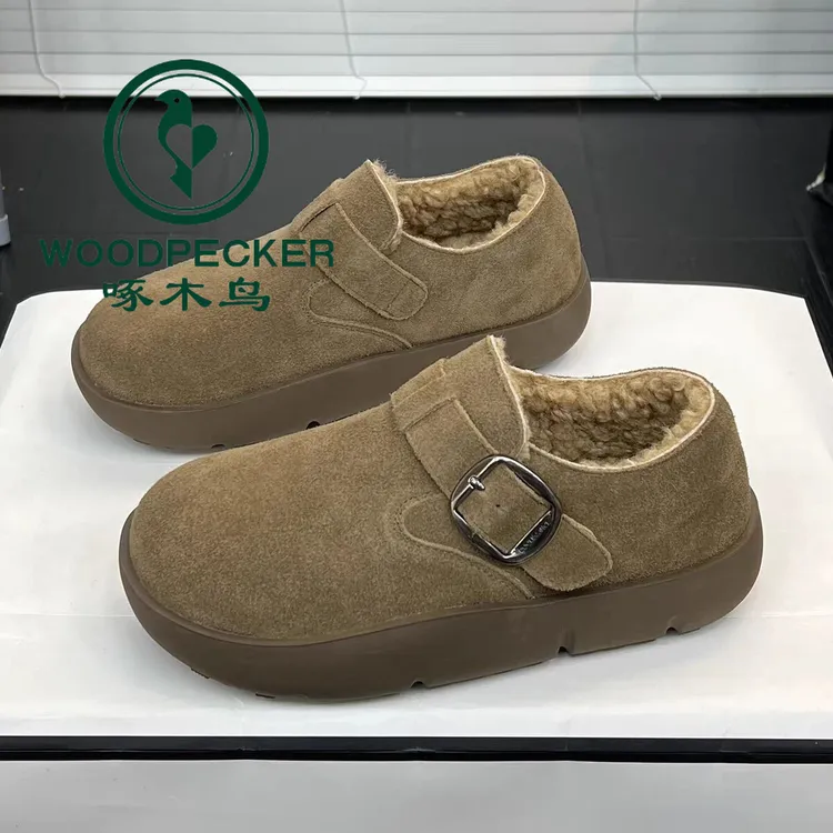 啄木鸟厚底毛毛勃肯鞋女2025冬季新款复古加绒保暖软底百搭棉鞋子