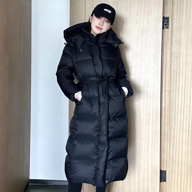 90白鸭绒长款收腰羽绒服女2024冬季新品宽松显瘦炸街保暖加厚外套