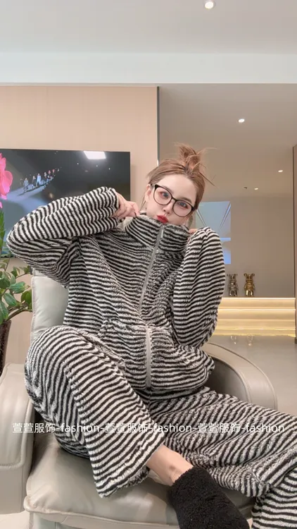 【萱萱服饰】SY92冬季新款保暖加绒时尚睡衣家居服双面绒加厚绒冬女