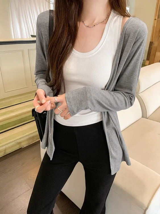 夏季慵懒薄款灰色防晒开衫外套女春配吊带黑色针织空调外搭小上衣