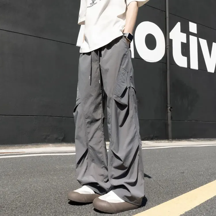 高街穿搭速干工装裤子男夏季褶皱伞兵裤爆款小个子男款男士长裤