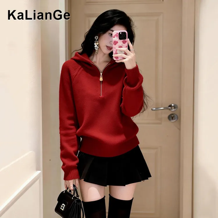 卡莲格/复古半拉链圣诞红色毛衣女装2026新年发财本命年连帽上衣