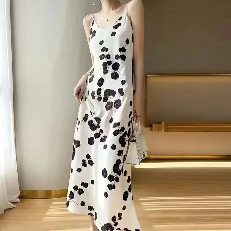 连衣裙碎花显瘦气质时尚夏季复古法式印花