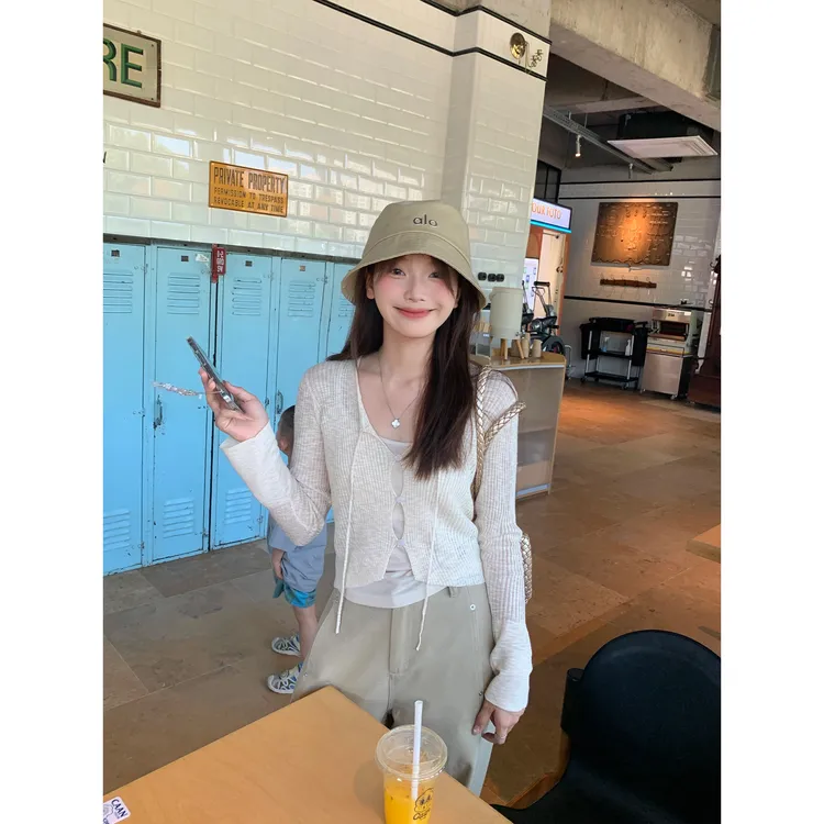  切糕自制【德拉旧街】小个子初秋流光风纯欲慵懒通勤针织两件套装