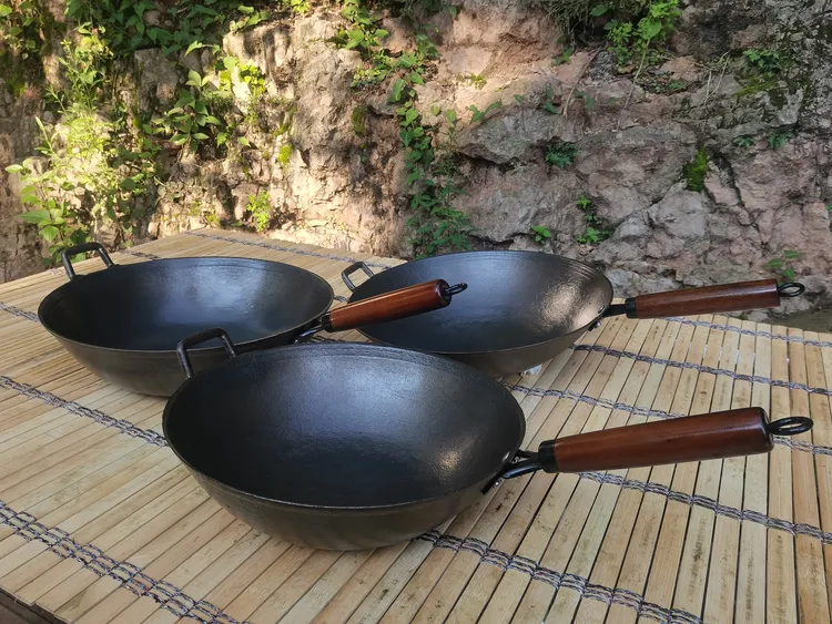 纯手工无涂层生铁锅圆底