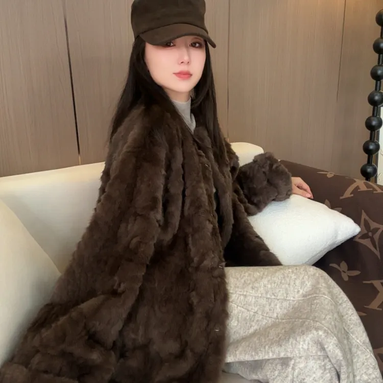 XIYAO冬季宽松慵懒仿小湖羊毛毛外套女氛围感圆领大卷袖上衣