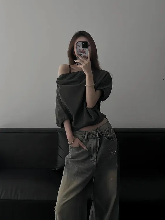 2025夏季新款韩系时尚性感穿搭露肩气质上衣高腰牛仔阔腿裤两件套