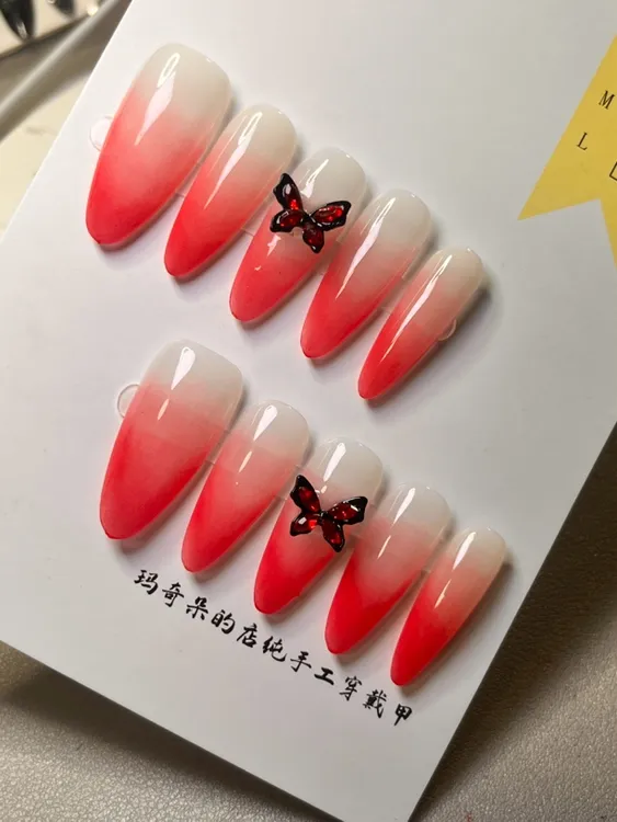 纯手工穿戴甲渐变红蝴蝶