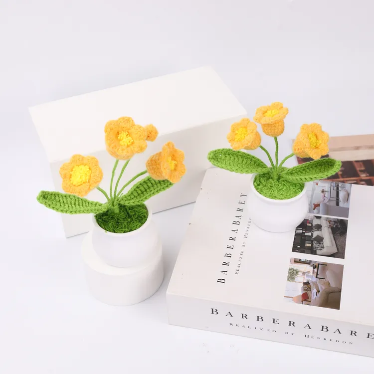手工DIY毛线编织铃兰小盆栽成品仿真盆栽送情人创意礼物装饰品