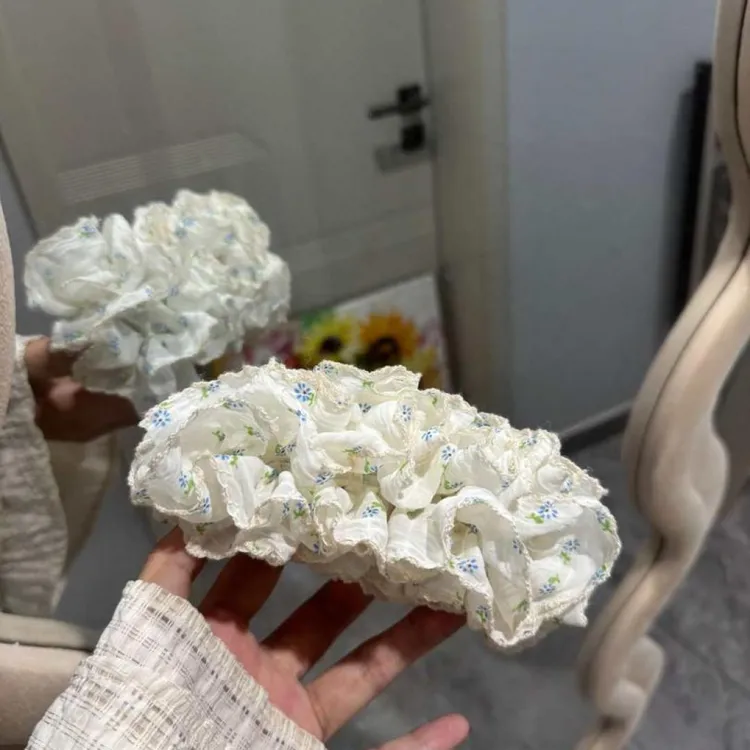 网红同款香蕉夹花朵发饰复古发卡红色头饰时尚轻奢花朵发夹