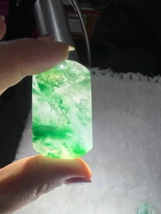 天然非洲翠挂件男女通用