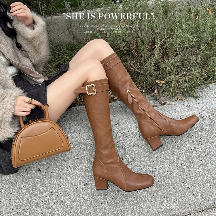 棕色牛皮高跟长靴女秋冬西部搭扣瘦瘦靴法式真皮圆头粗跟时装短靴