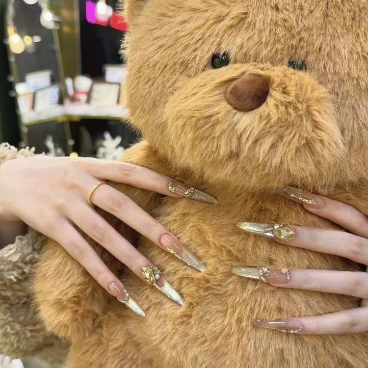 江浙沪独女贵气氛围感手工美甲穿戴甲爆闪华子钻链条猫眼美甲AAA