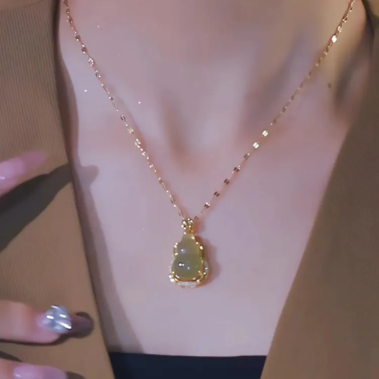 钛钢项链 2025新款小葫芦金币项链轻奢百搭锁骨链