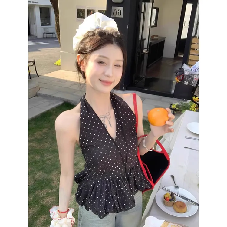 甜美风黑色波点挂脖V领背心女装夏季设计感小众修身别致绝美上衣