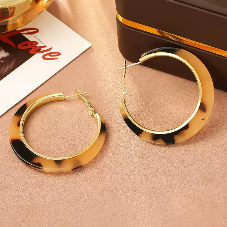 铜合金亚克力耳饰 【赵露思同款】时尚百搭设计感个性豹纹圈圈耳环