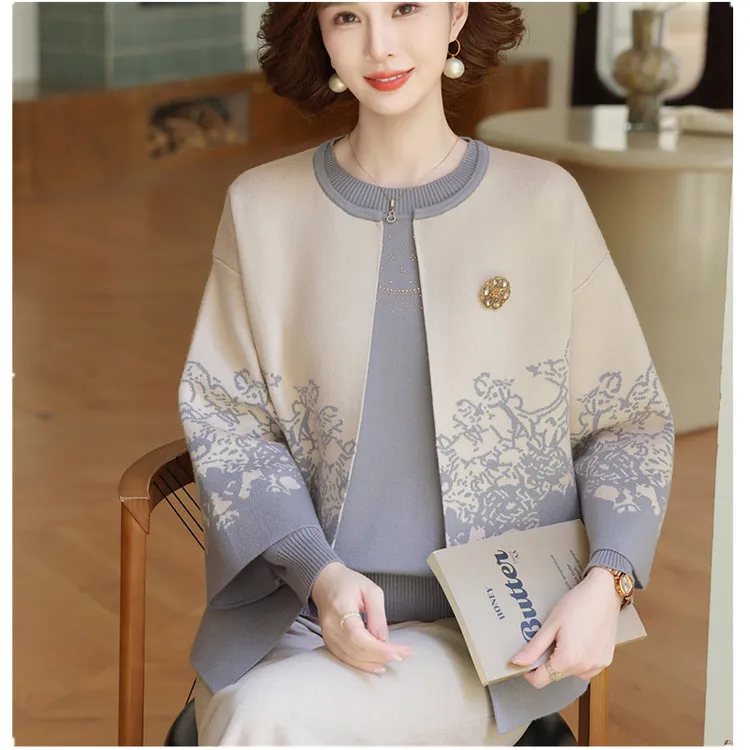 2025新款妈妈秋装针织开衫两件套中老年人女装洋气高贵上衣外套装