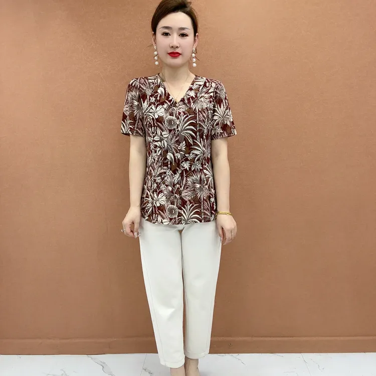 T恤新款小衫女中老年夏季印花洋气减龄女式妈妈短袖t显瘦上衣