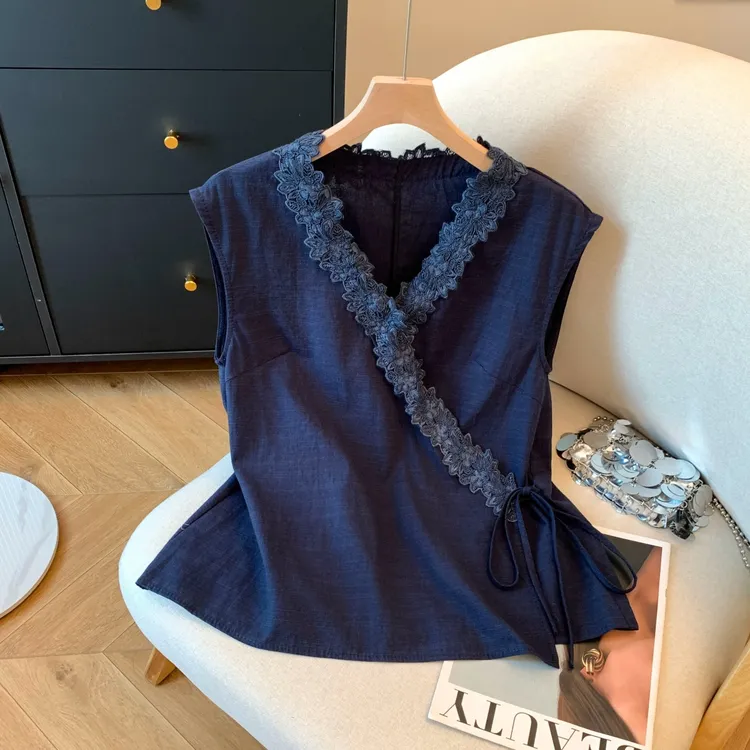 法式蕾丝花边绑带亚麻无袖衬衫女2025新款气质减龄收腰背心上衣韩